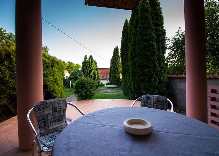 Boros Vendeghaz * Eger